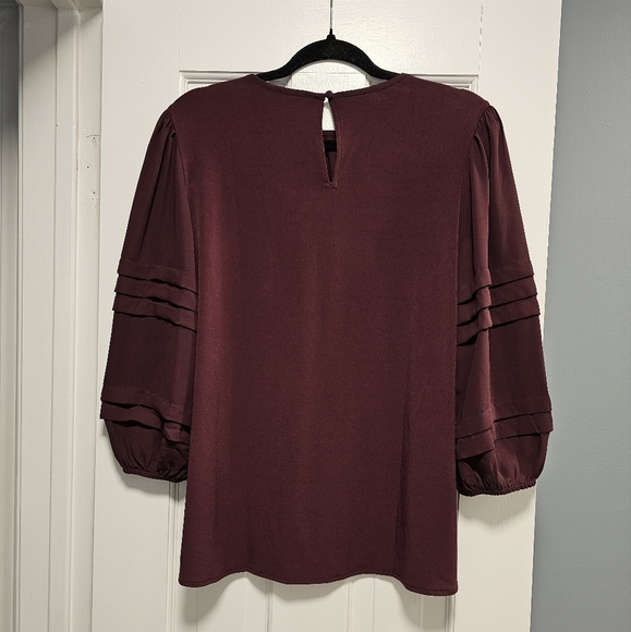 Ann Taylor top - Picture 2 of 7